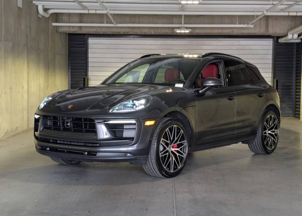 New 2026 Porsche Macan SUV