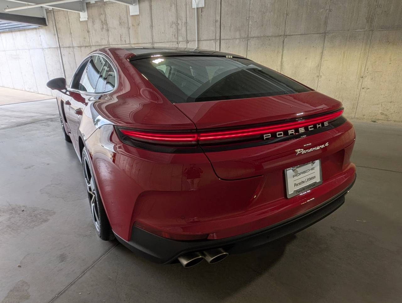 2025 Porsche Panamera 4 photo 3