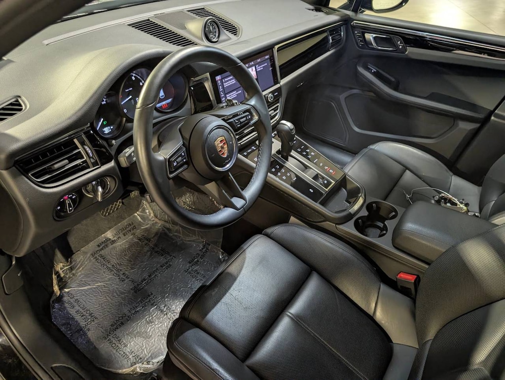 Certified 2025 Porsche Macan SUV