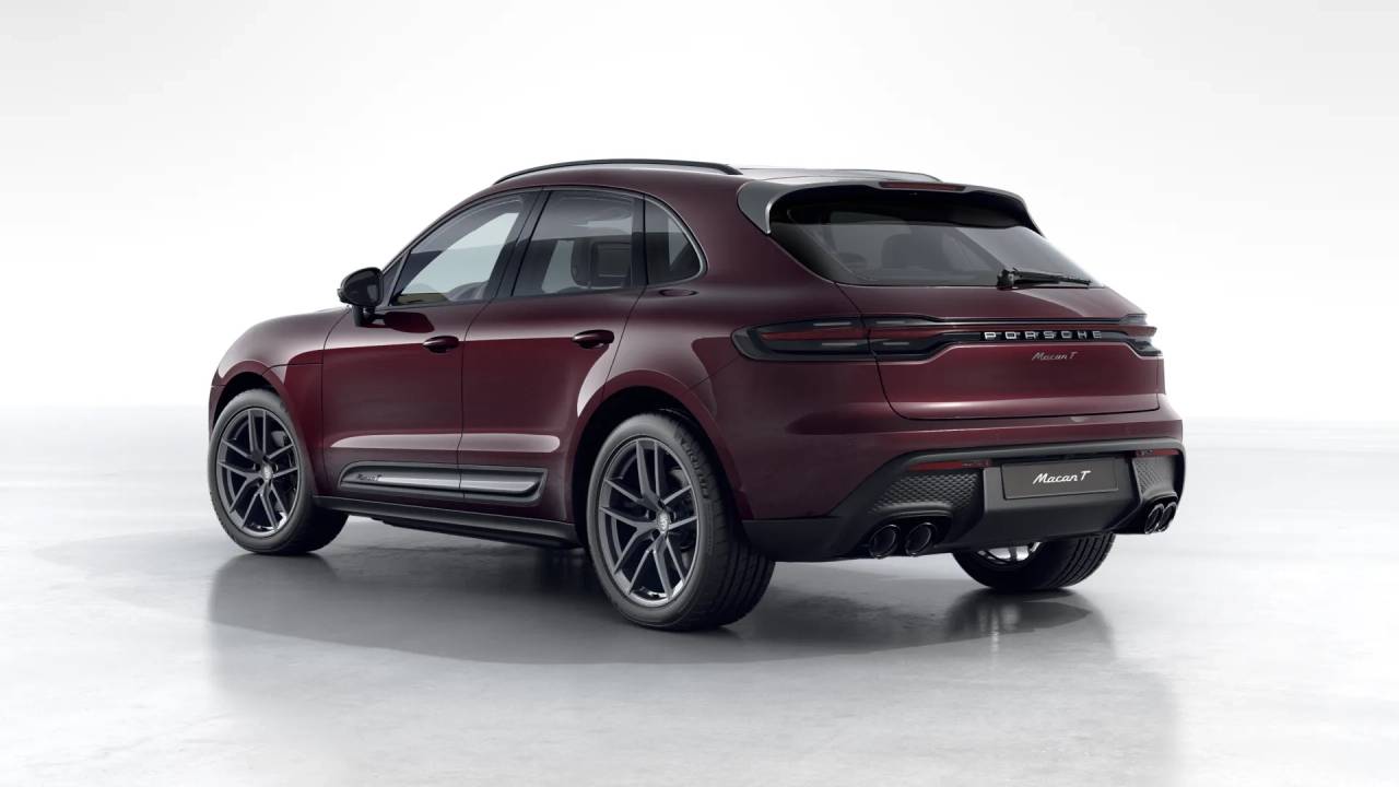 2026 Porsche Macan T photo 3