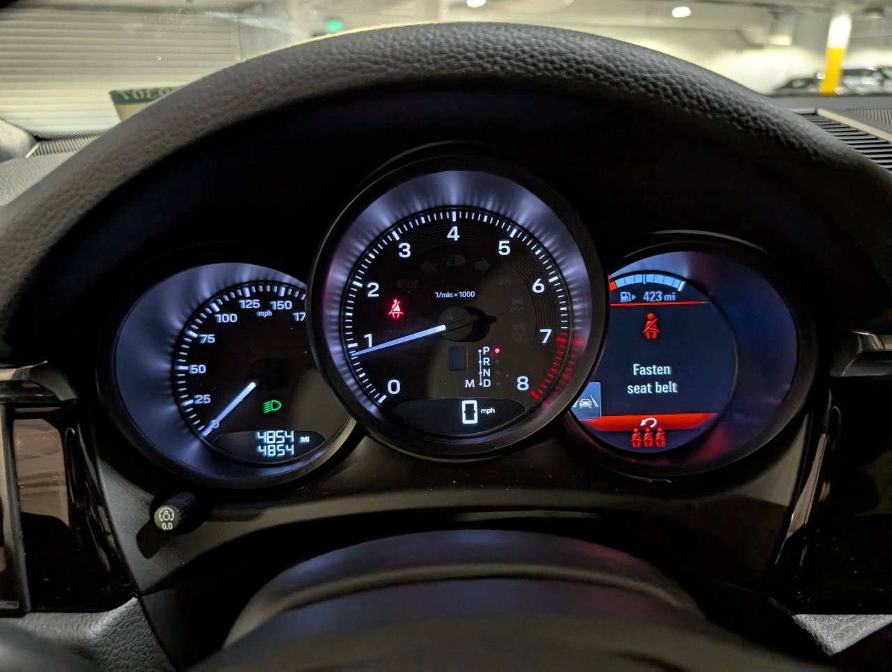 2025 Porsche Macan - Photo 33