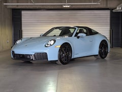 2026 Porsche 911 4 GTS