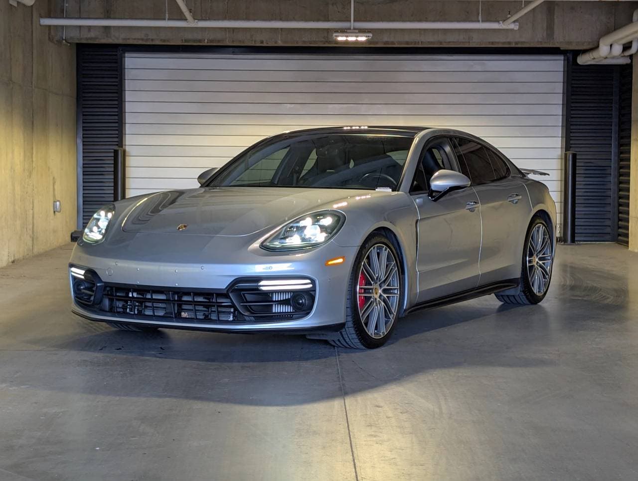 2020 Porsche Panamera GTS