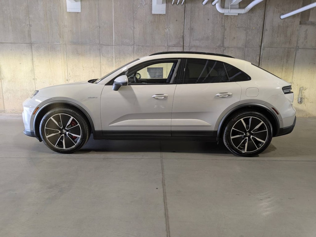New 2026 Porsche Macan Electric Electric 4S SUV