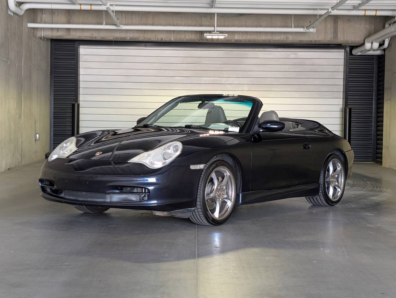 2003 Porsche 911 Carrera 4 Cabriolet's photo