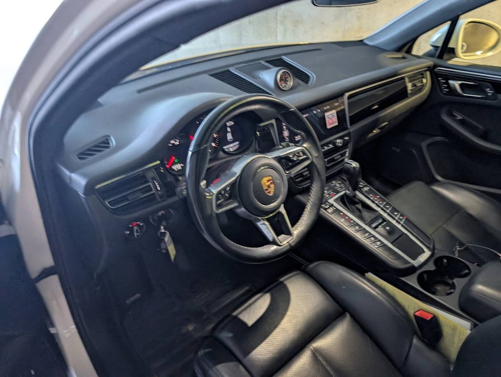 Certified 2021 Porsche Macan  SUV