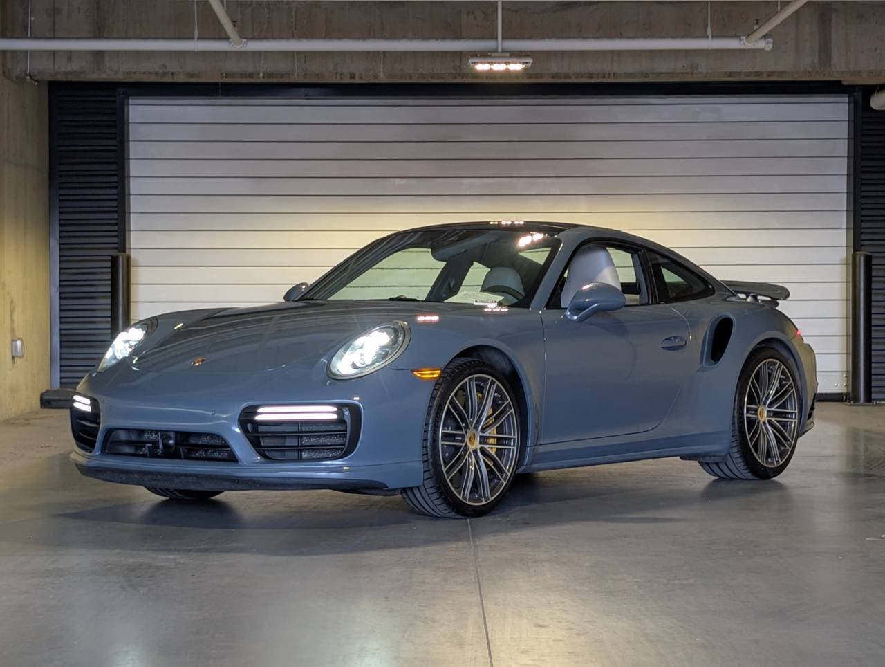 2017 Porsche 911 Turbo