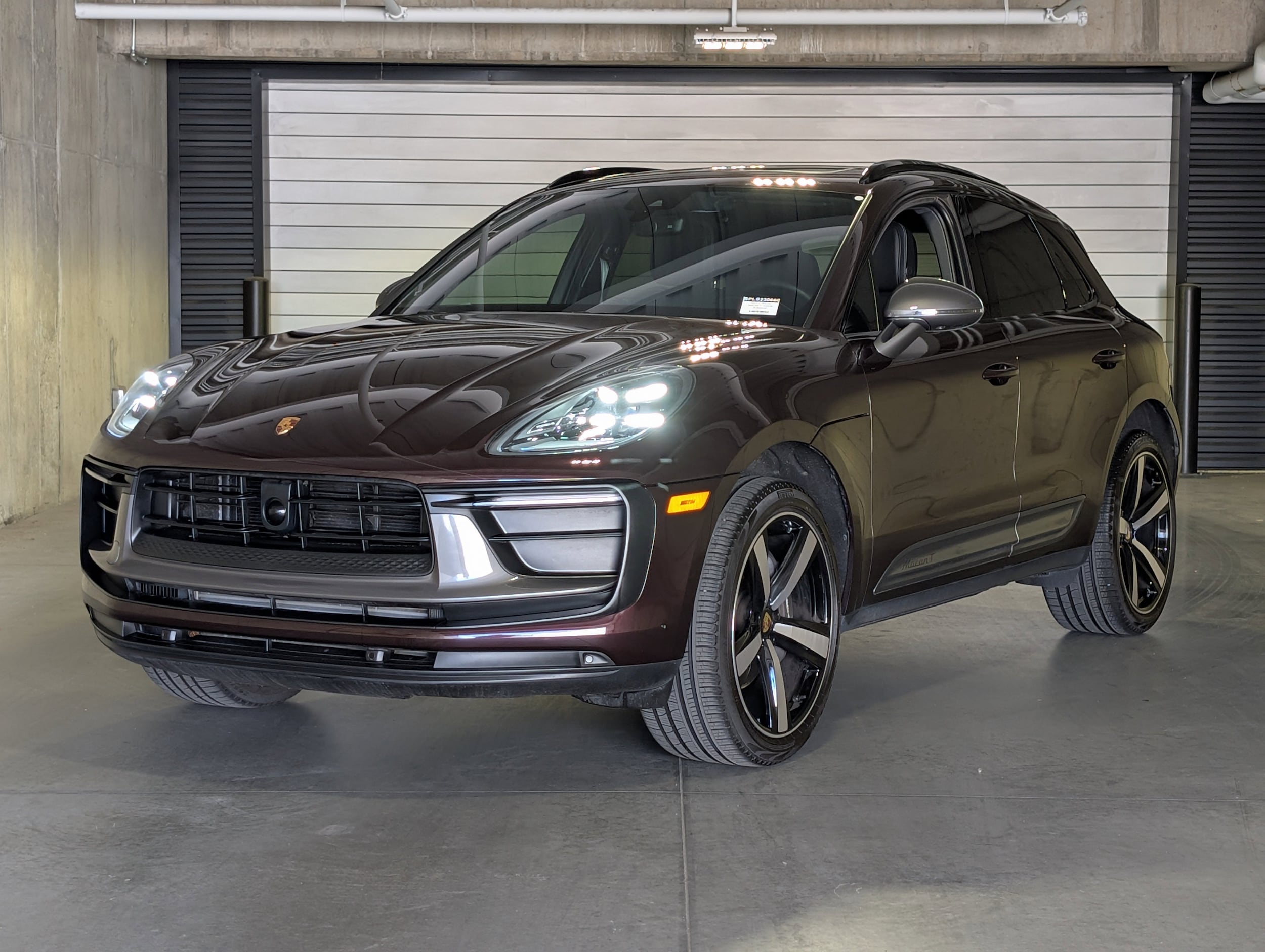 2023 Porsche Macan T