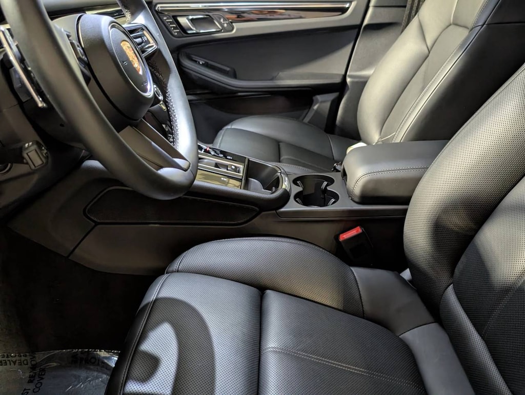 Certified 2026 Porsche Macan SUV