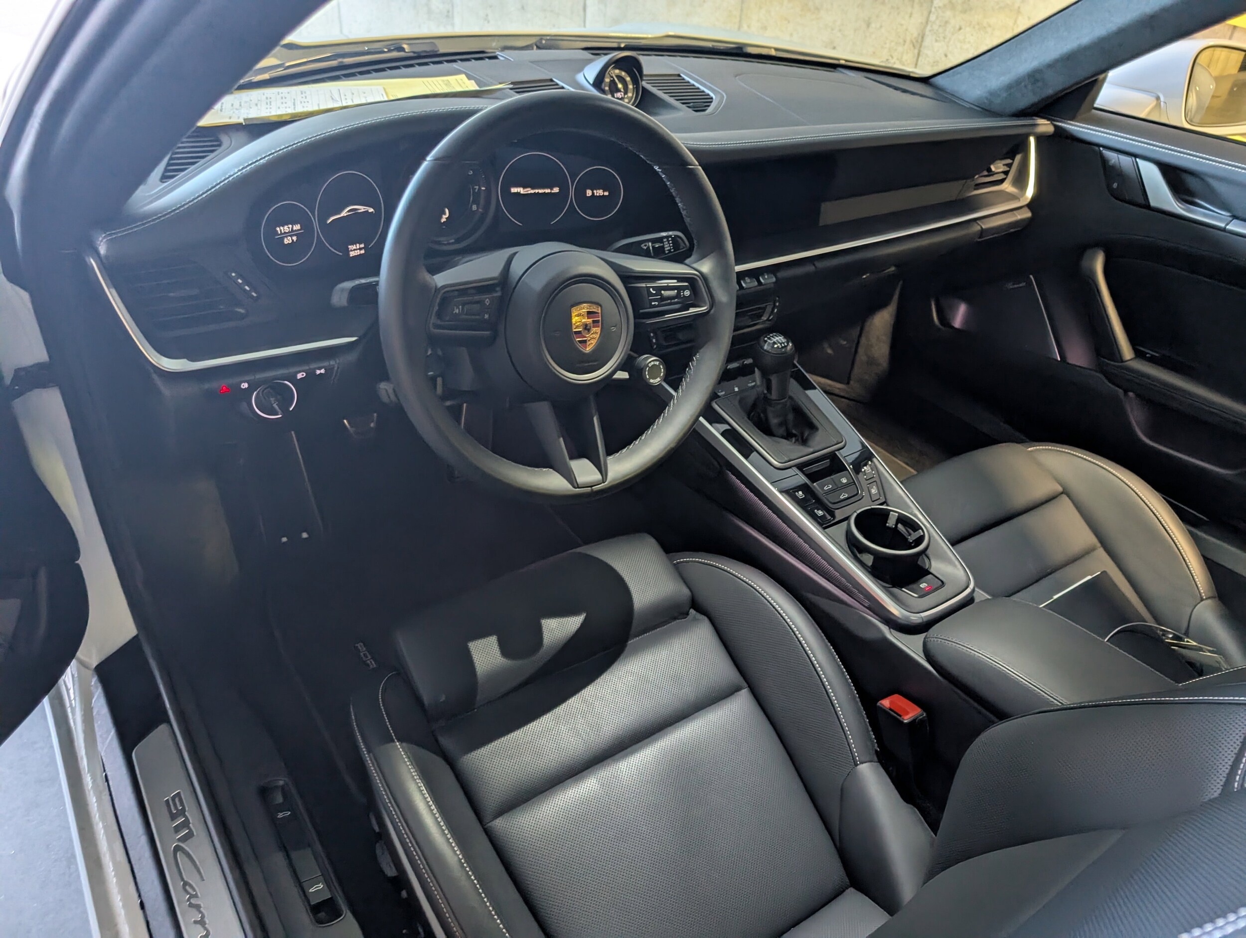 2022 Porsche 911 S photo 4