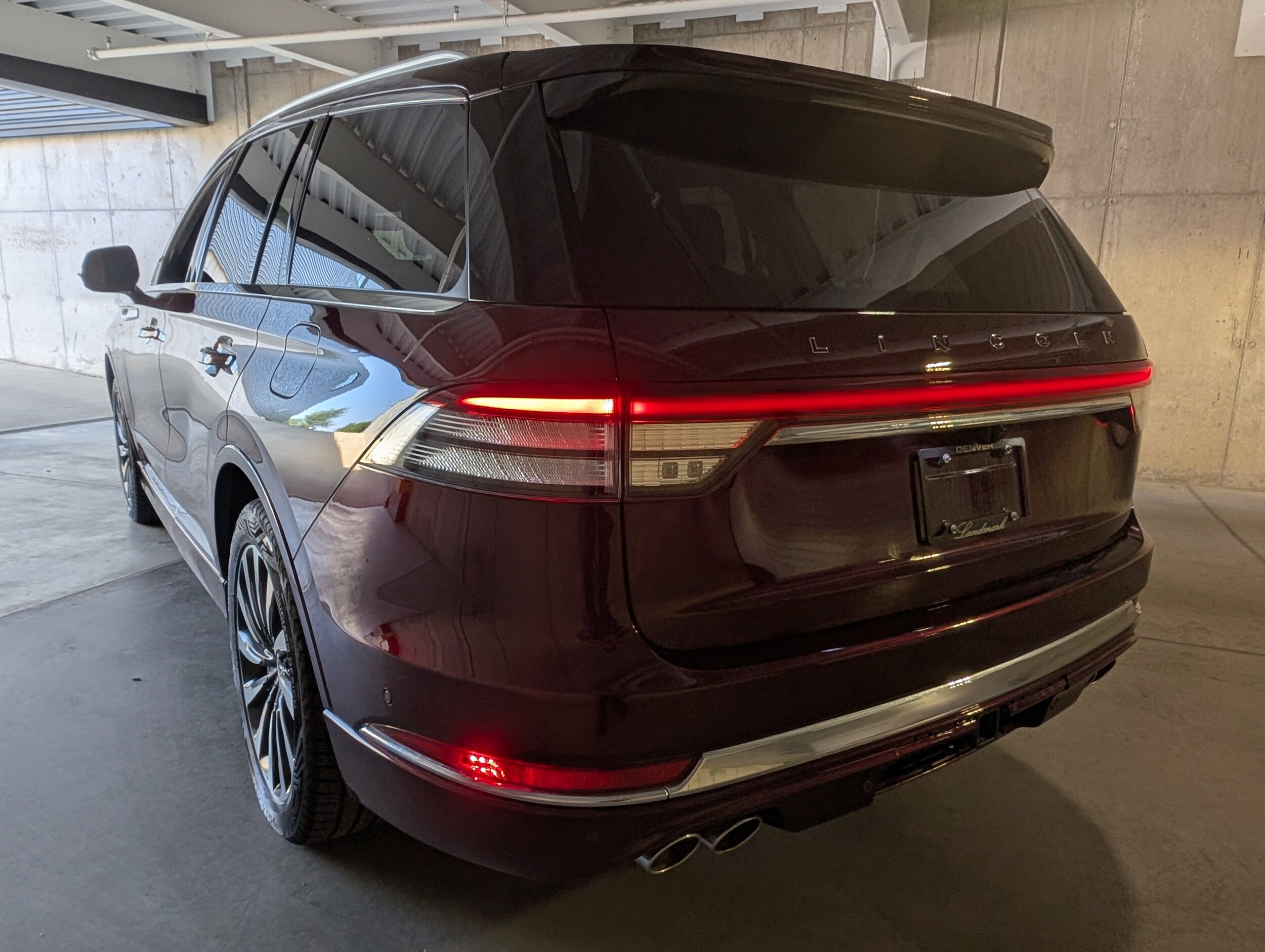 2020 Lincoln Aviator Black Label Grand Touring photo 3