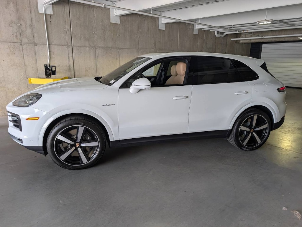 Certified 2025 Porsche Cayenne E-Hybrid SUV