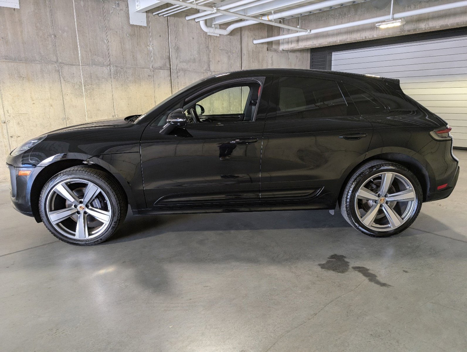 Used 2024 Porsche Macan Base with VIN WP1AA2A55RLB07059 for sale in Littleton, CO