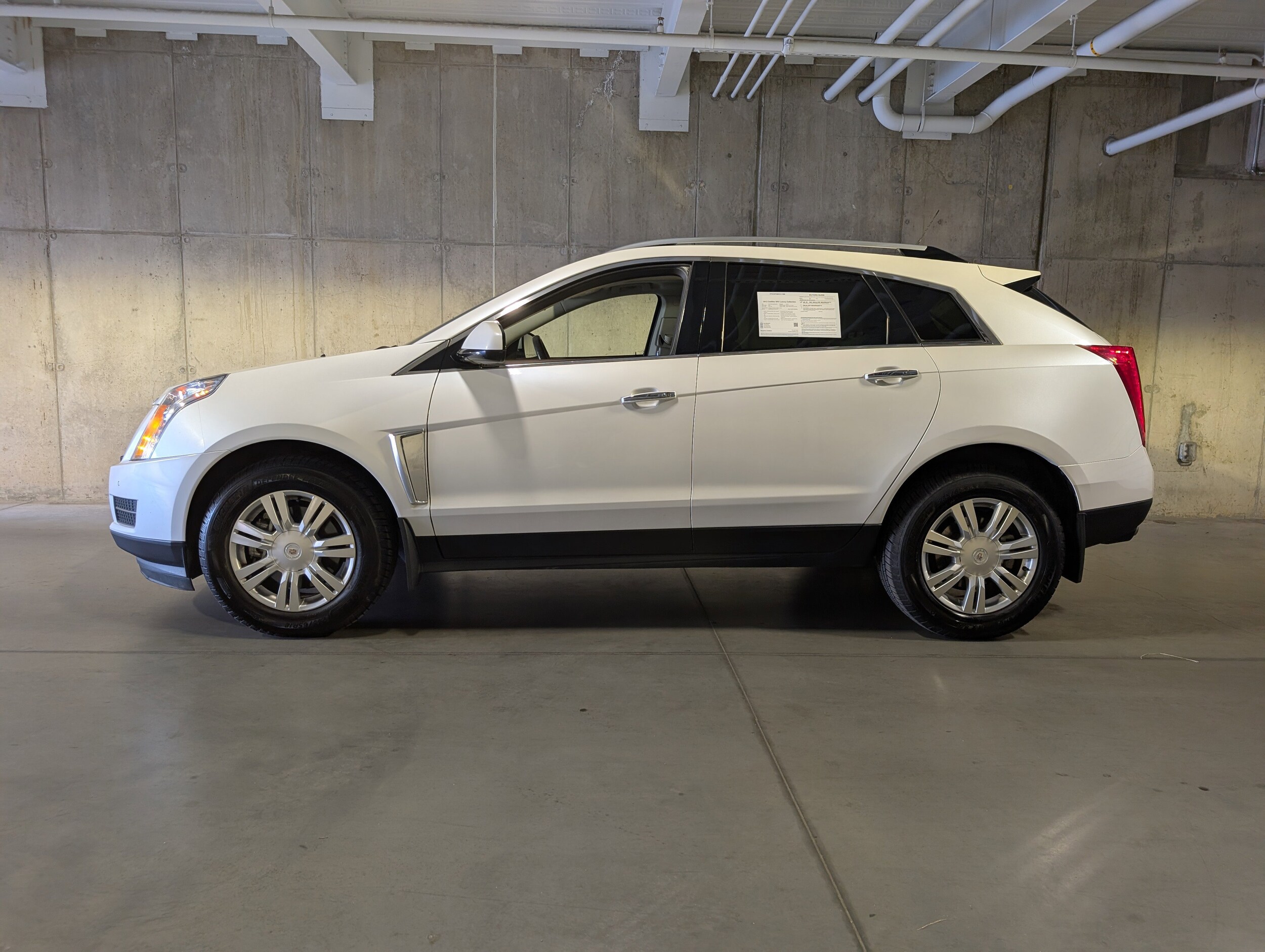 Used 2013 Cadillac SRX Luxury Collection with VIN 3GYFNGE35DS529878 for sale in Littleton, CO