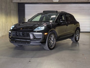 2025 Porsche Macan SUV