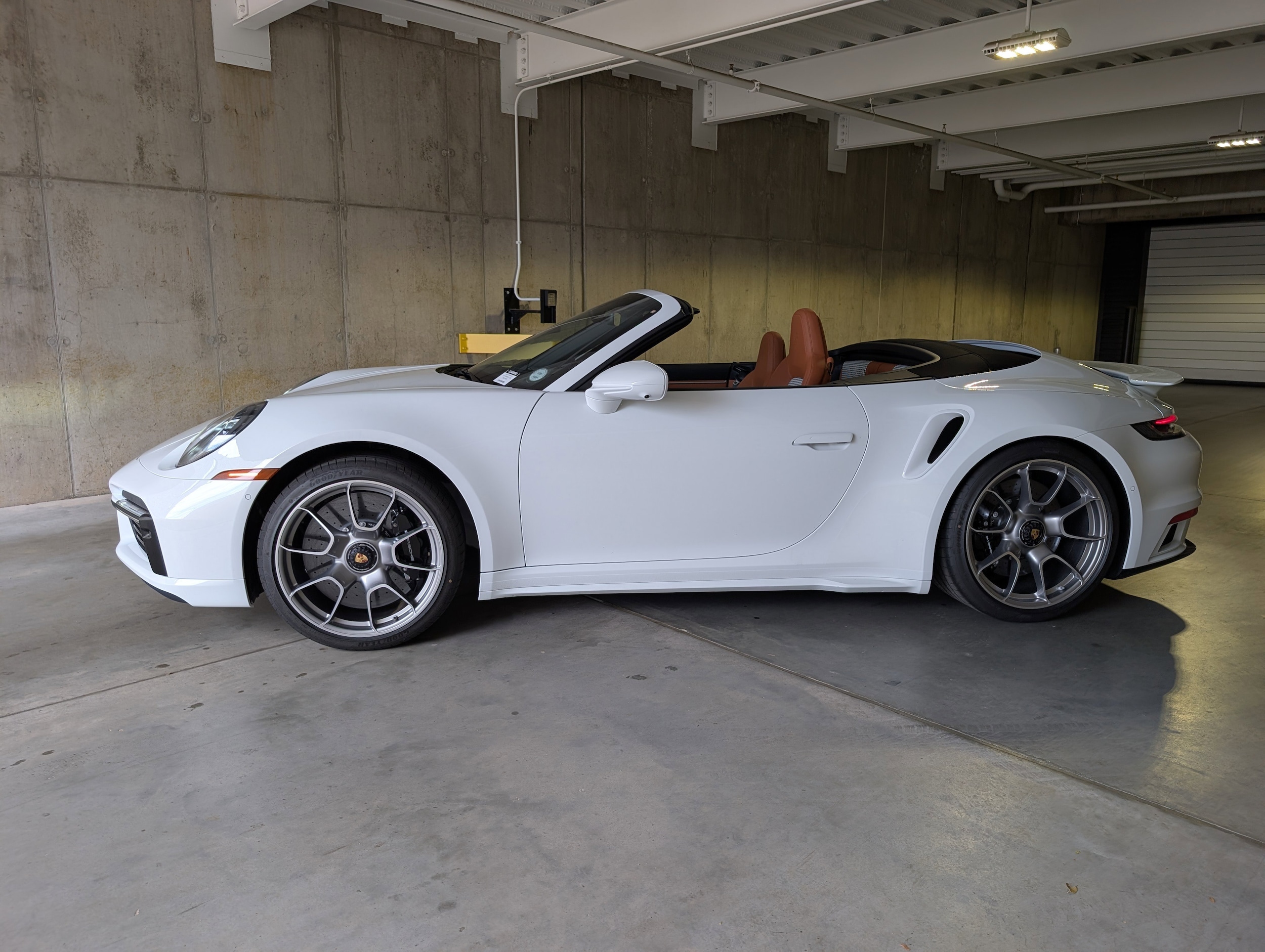 2024 Porsche 911 Turbo S Cabriolet photo 2