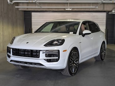 2025 Porsche Cayenne E-Hybrid Turbo E-Hybrid