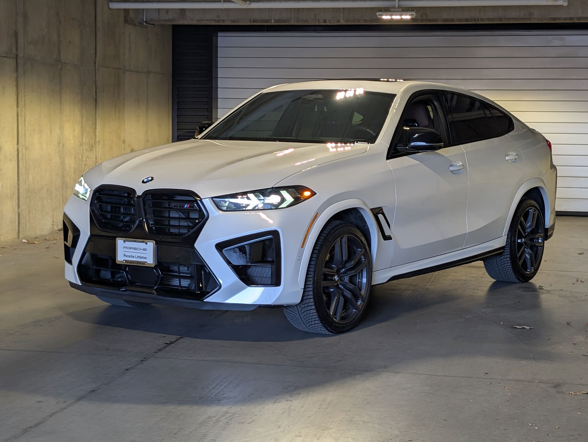 2024 BMW X6 M Base's photo