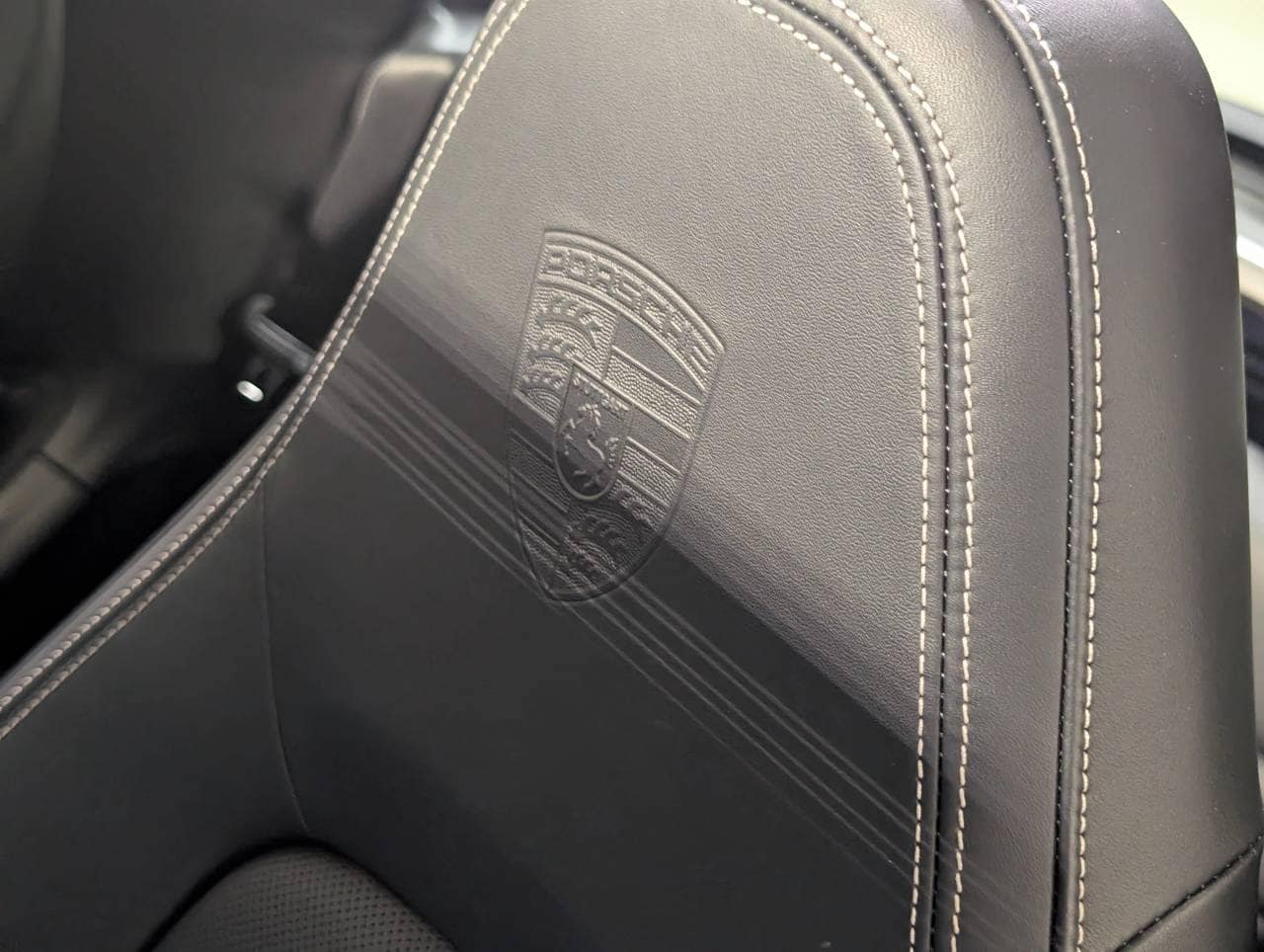 2024 Porsche 911 GTS - Photo 28
