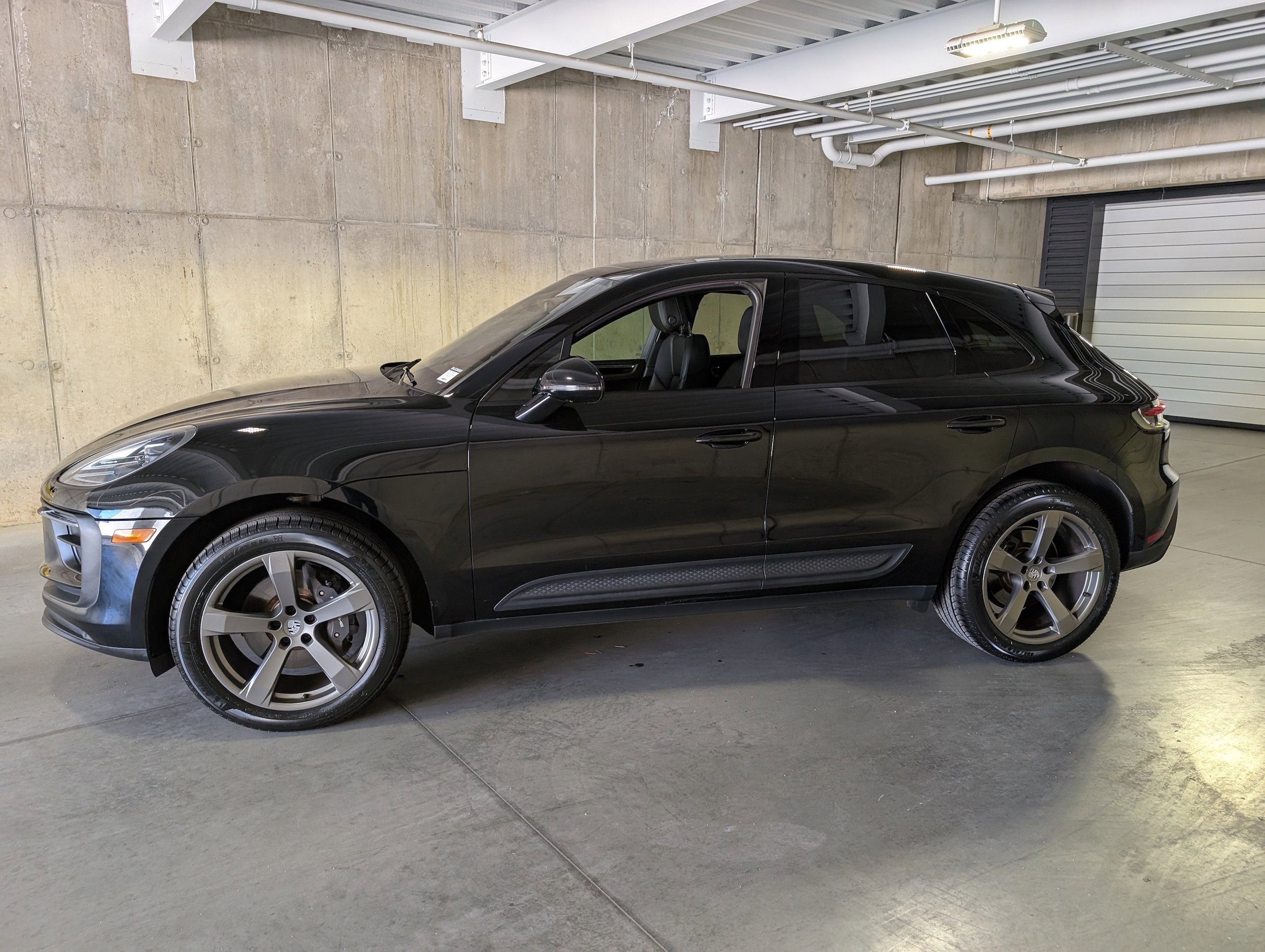 Certified 2022 Porsche Macan Base with VIN WP1AA2A51NLB08297 for sale in Littleton, CO