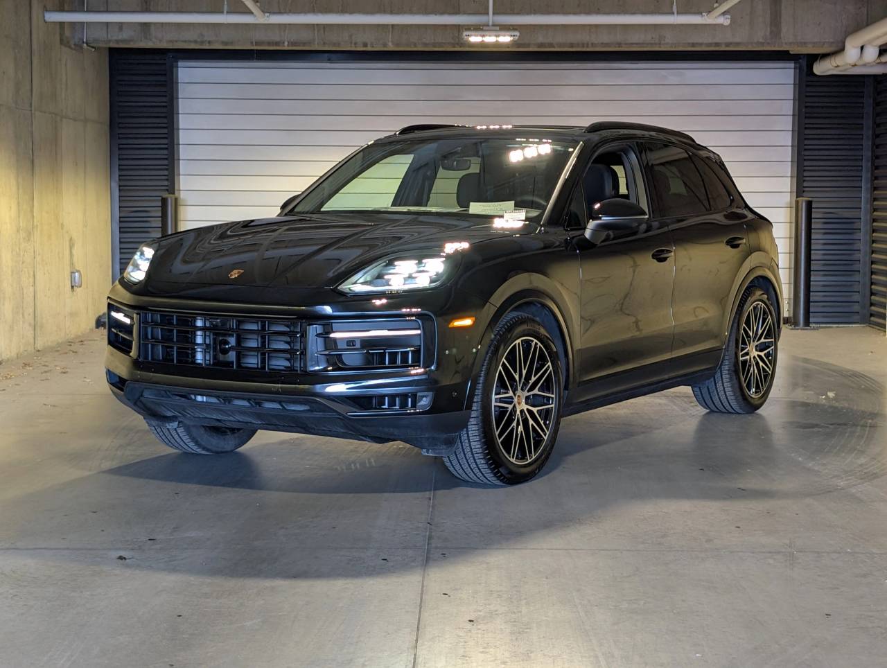 2025 Porsche Cayenne Base