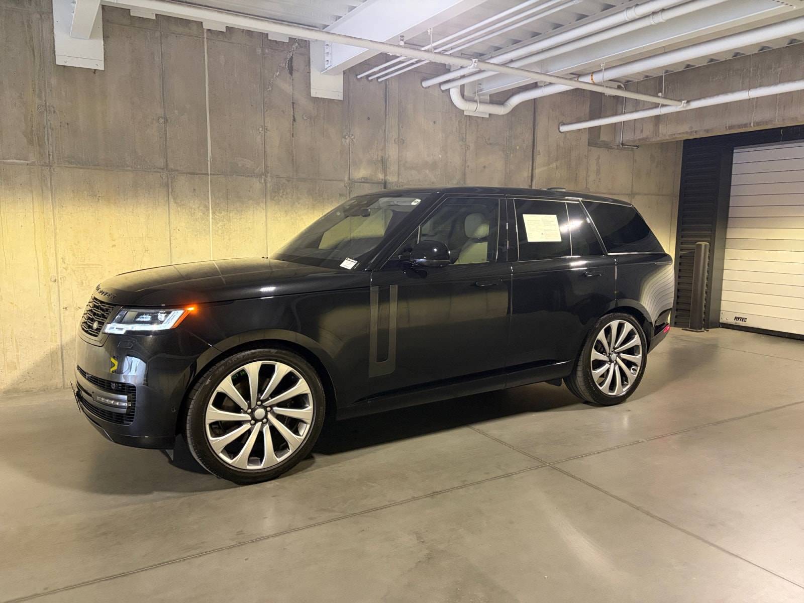 2023 Land Rover Range Rover 4.4 SE SWB's photo