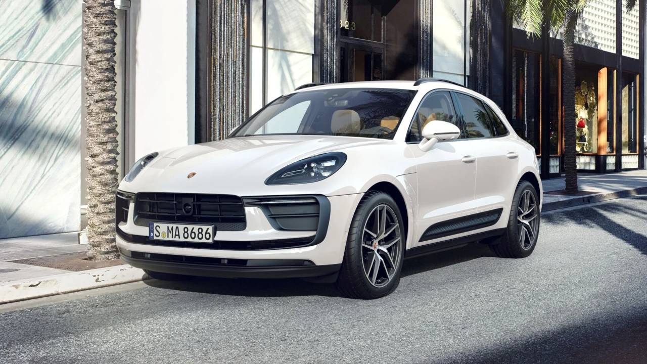 2025 Porsche Macan's photo