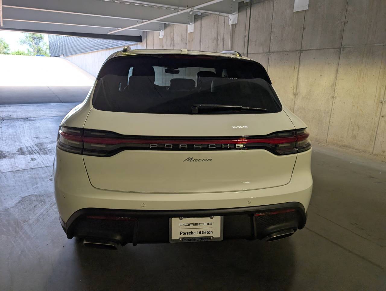 2025 Porsche Macan - Photo 7