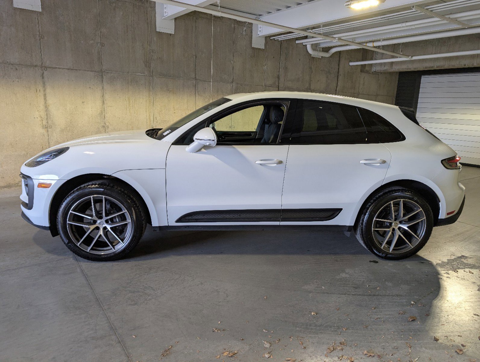 Certified 2024 Porsche Macan Base with VIN WP1AA2A56RLB20564 for sale in Littleton, CO