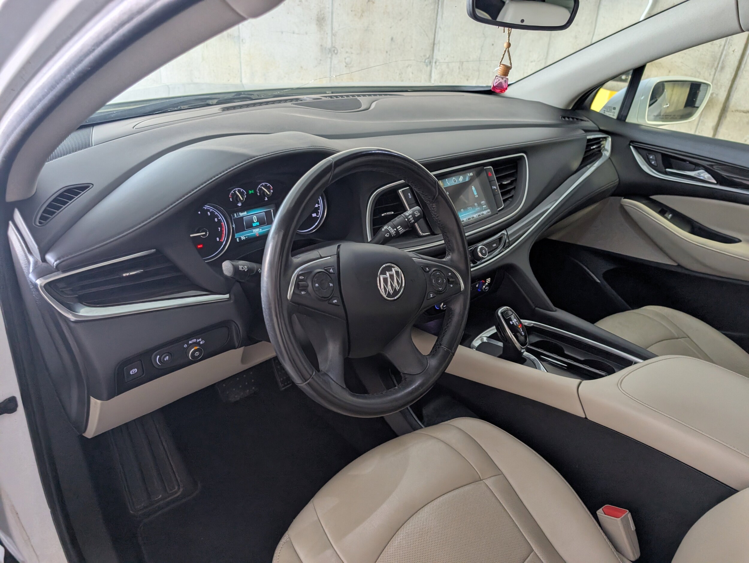2019 Buick Enclave Essence photo 4