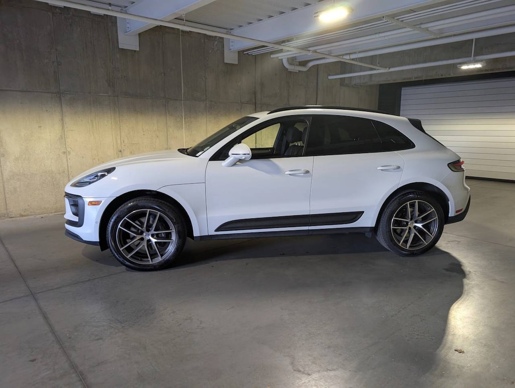Certified 2023 Porsche Macan SUV