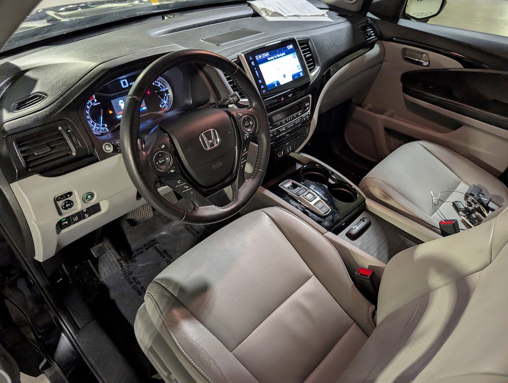 Used 2018 Honda Pilot Touring SUV