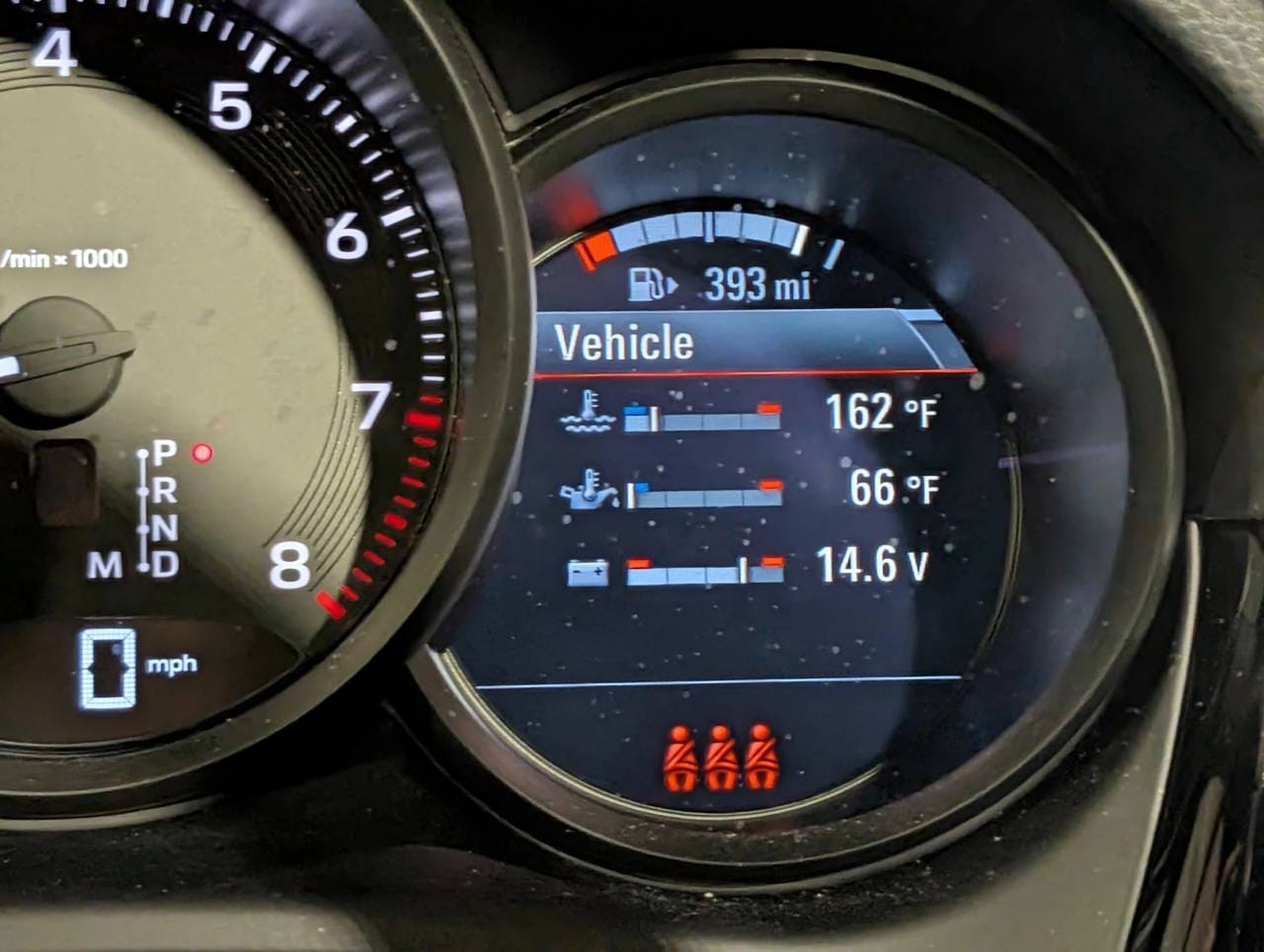 2025 Porsche Macan - Photo 31