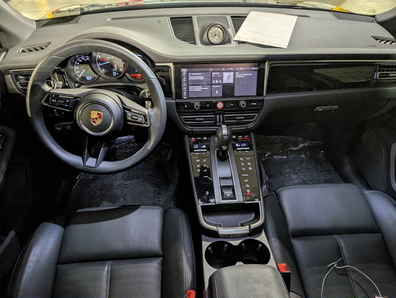 2025 Porsche Macan - Photo 7
