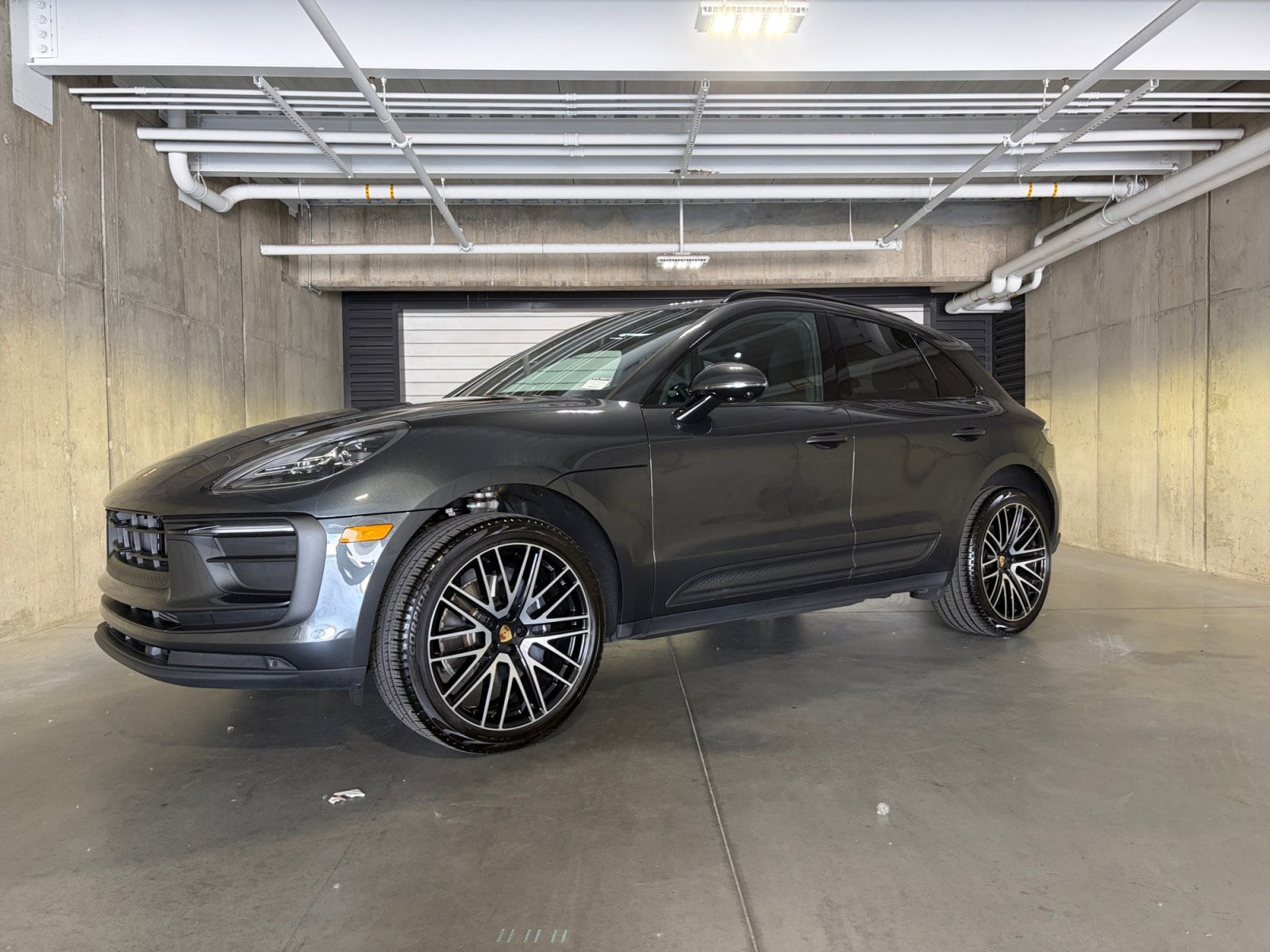 2026 Porsche Macan's photo
