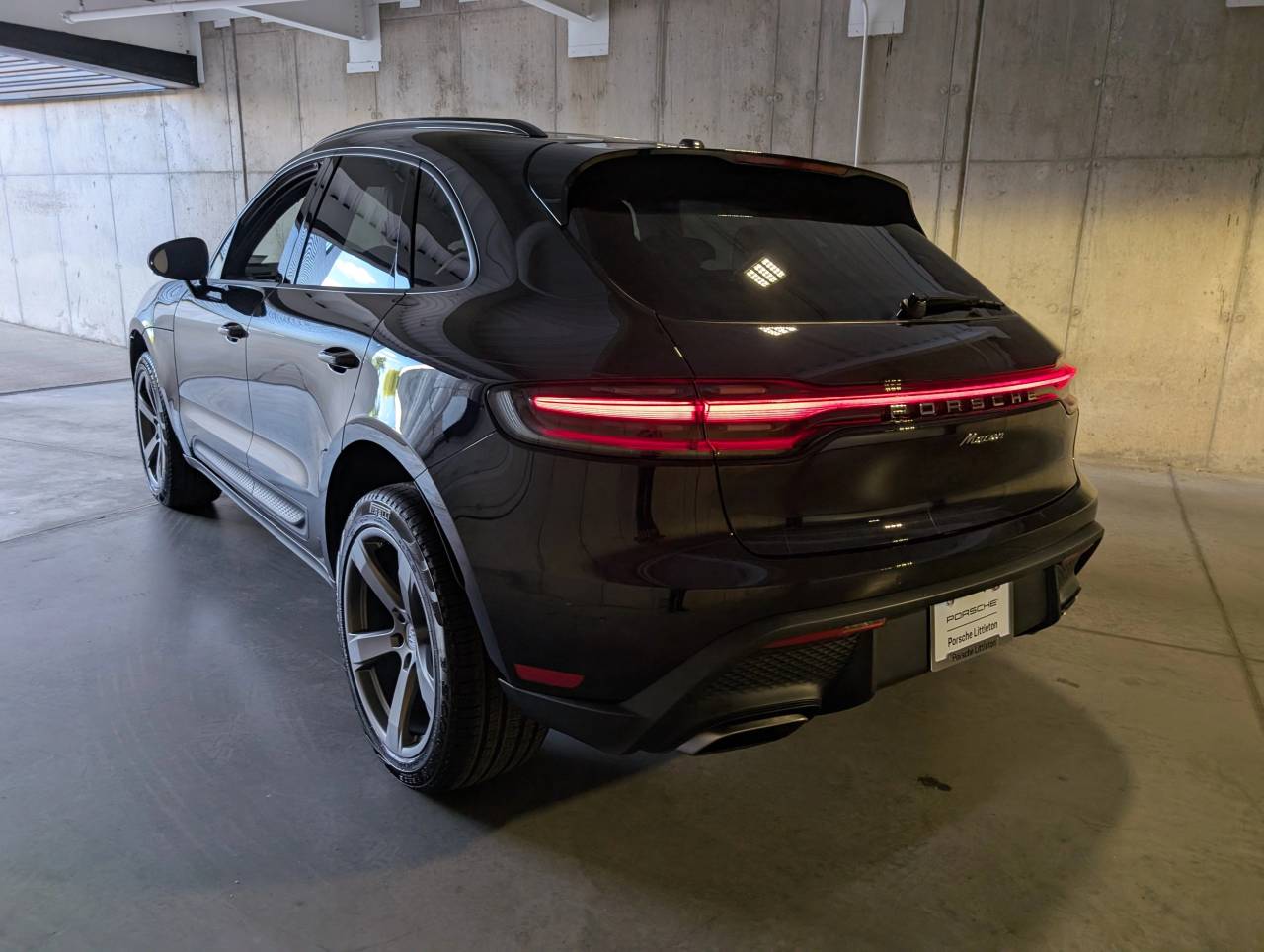 2026 Porsche Macan T photo 3