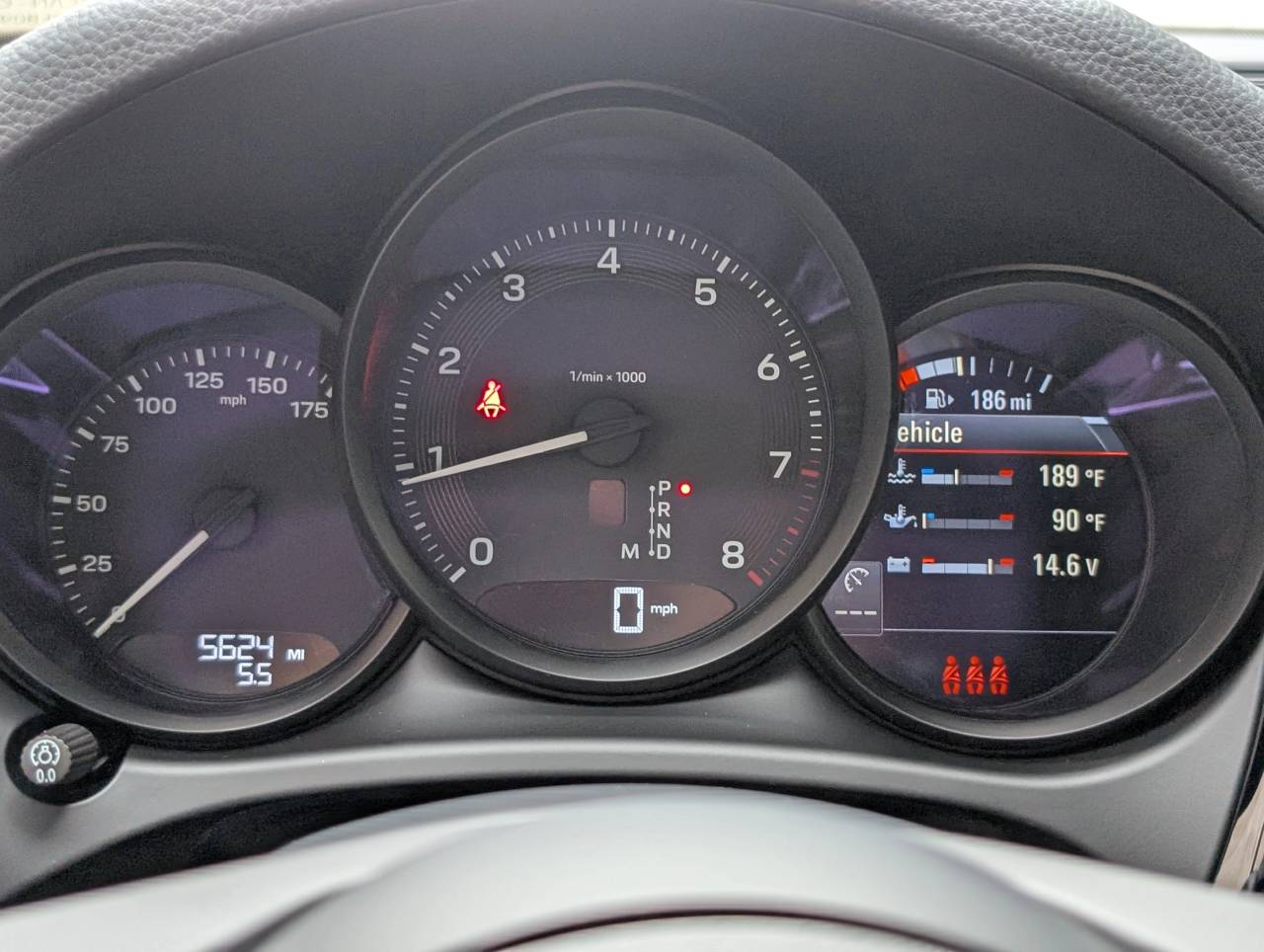 2025 Porsche Macan - Photo 26