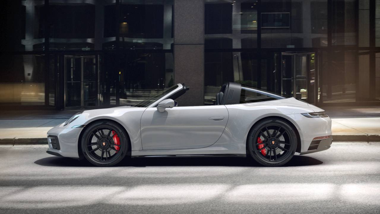 2023 Porsche 911 Targa 4S 4 GTS photo 2