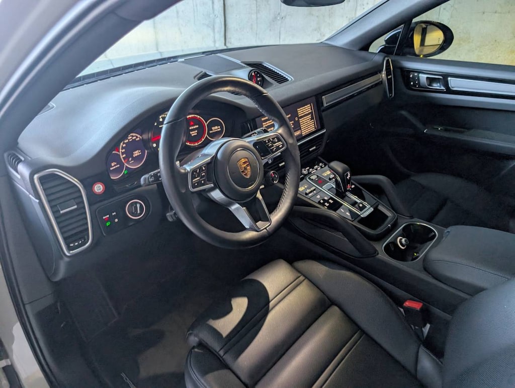 Certified 2023 Porsche Cayenne Platinum Edition SUV