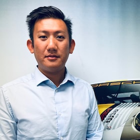 Staff member Billy B. from 1010333eb99c