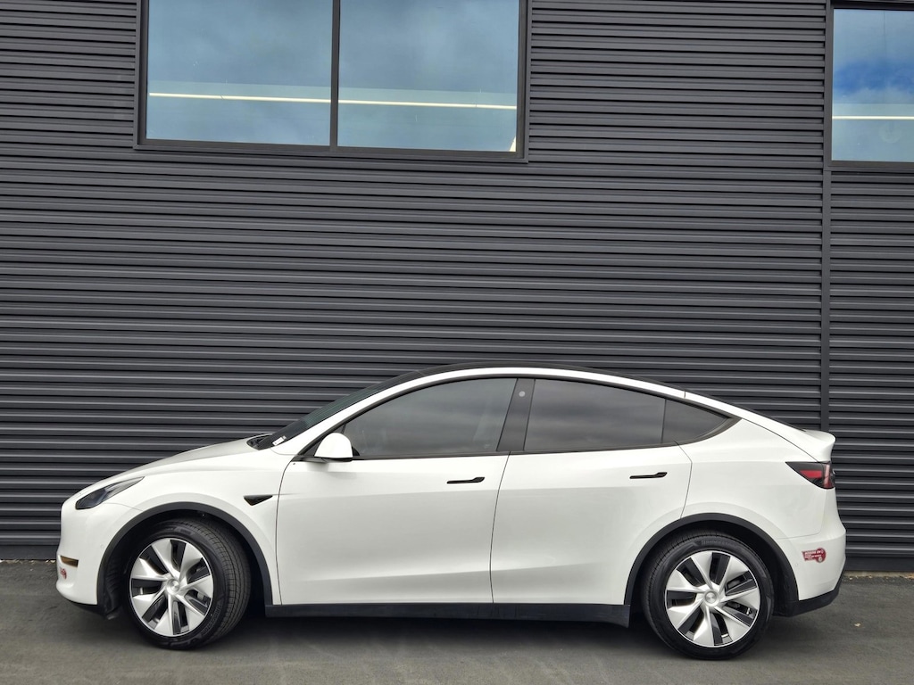 Used 2021 Tesla Model Y Long Range Sport Utility