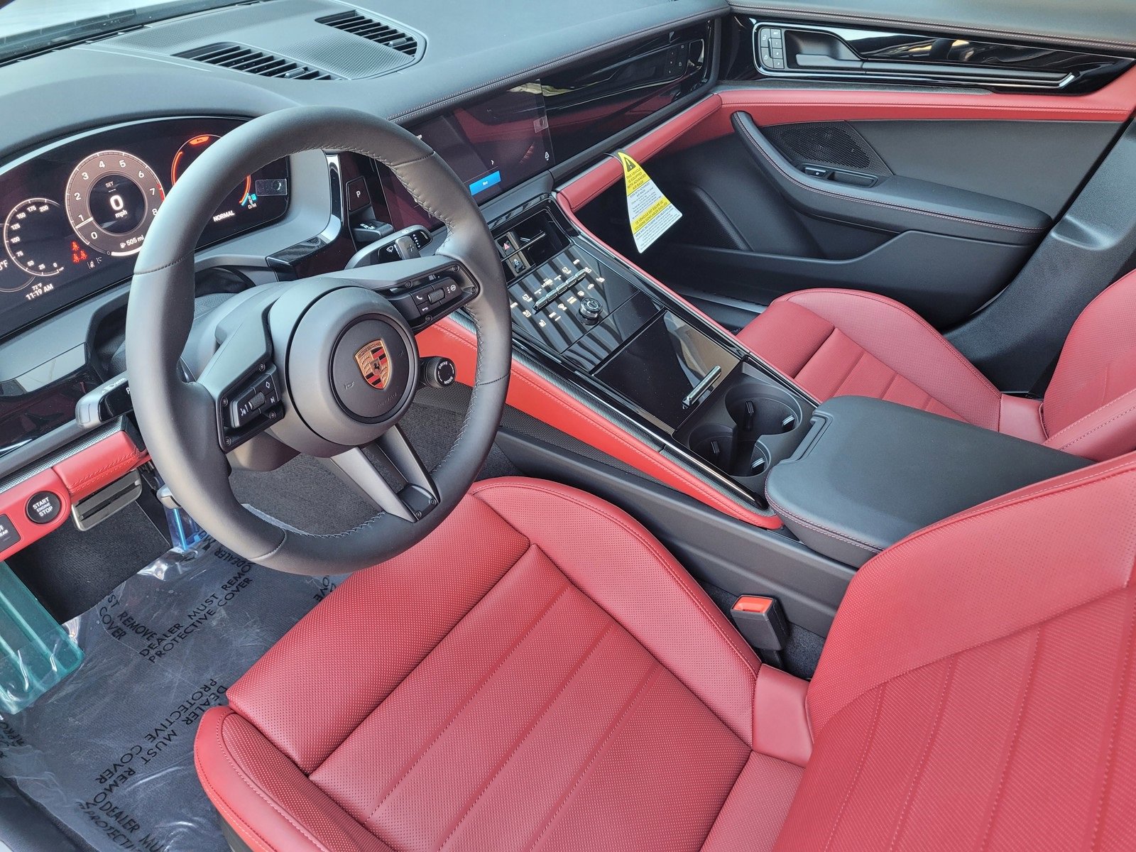 2025 Porsche Panamera Turbo photo 4