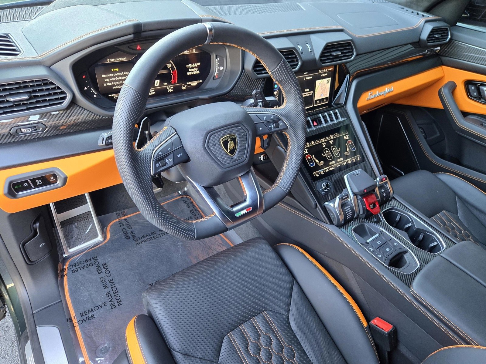 2024 Lamborghini Urus S photo 4