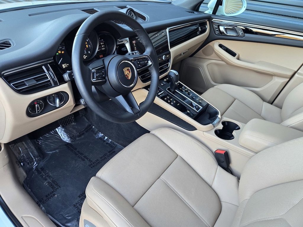 Certified 2025 Porsche Macan Sport Utility