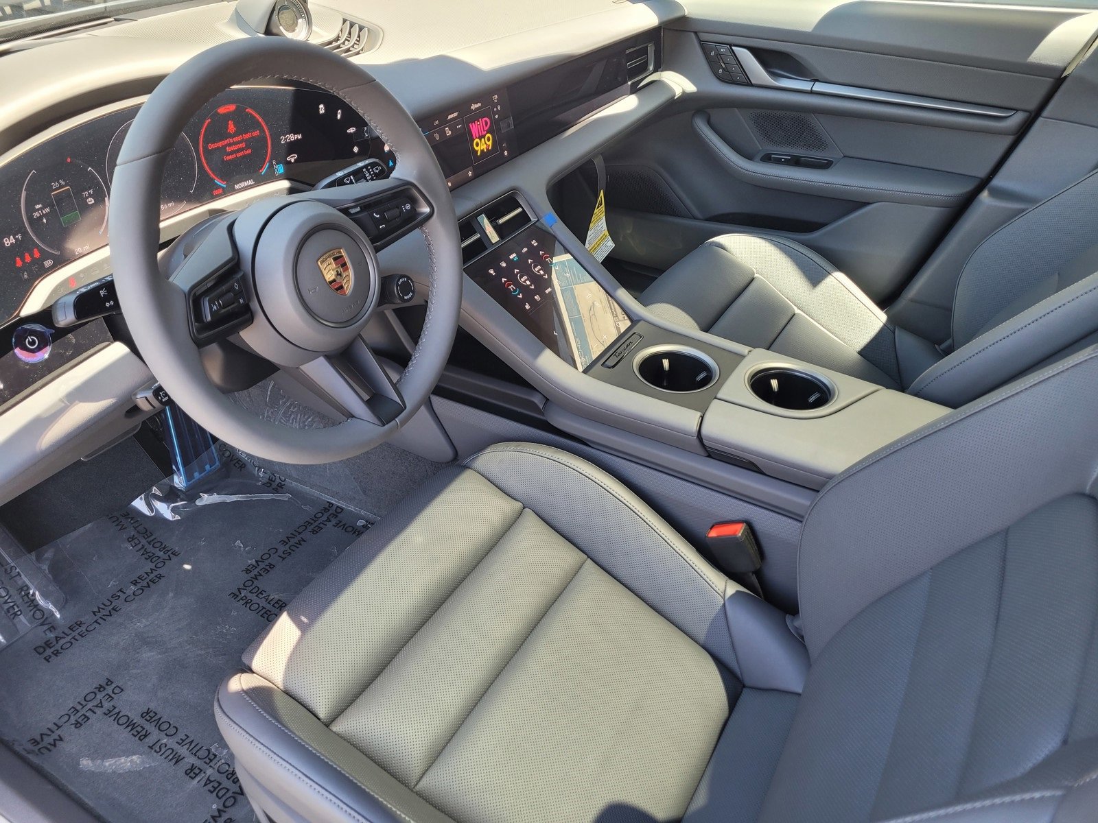 2025 Porsche Taycan Cross Turismo 4 photo 4
