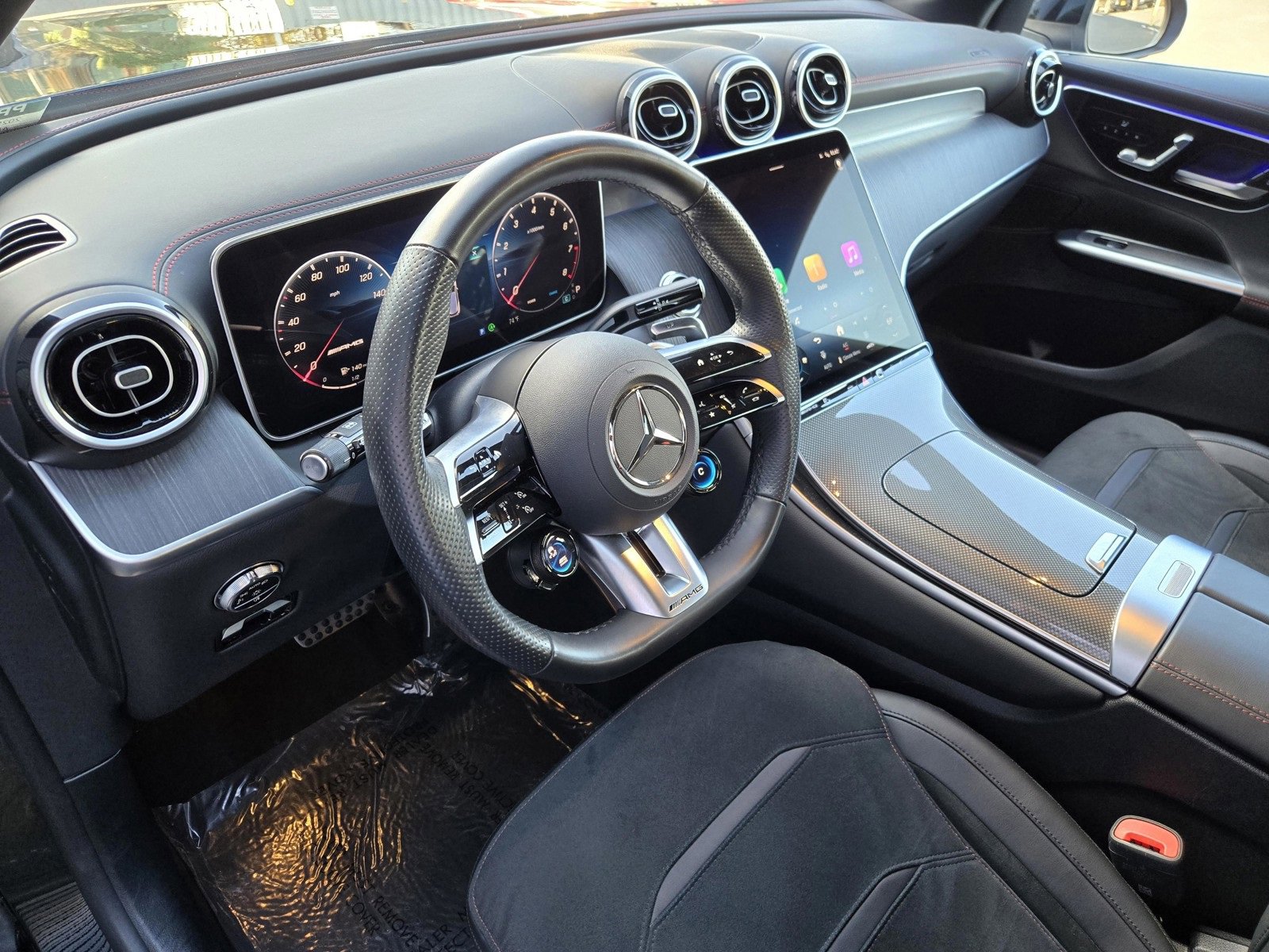 2025 Mercedes Benz GLC AMG 43 photo 4