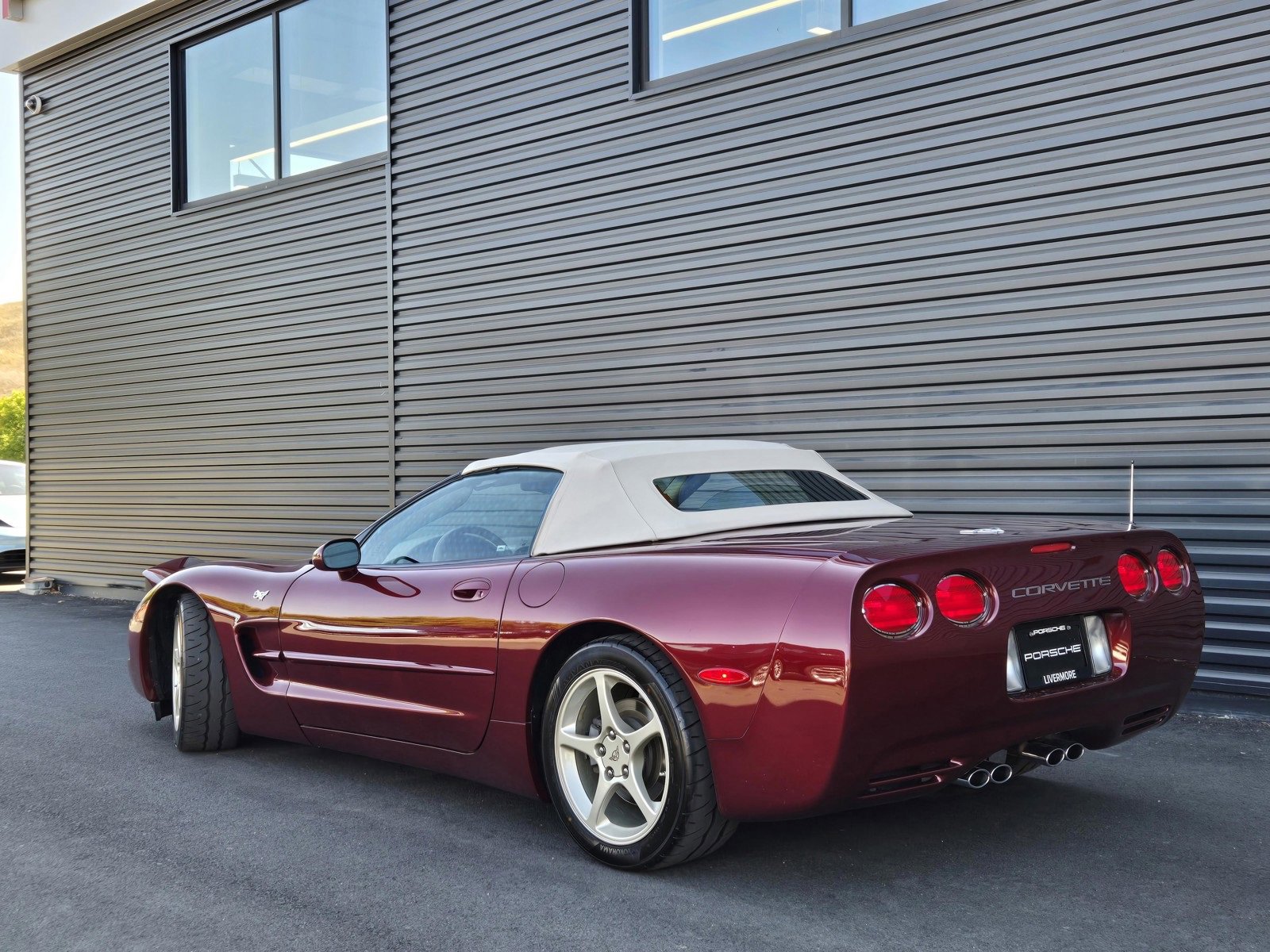 2003 Chevrolet Corvette photo 3