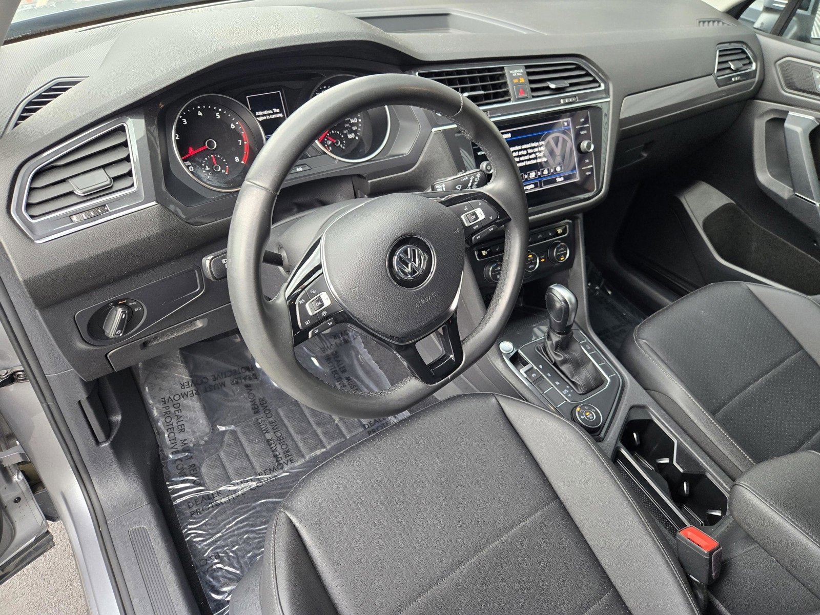 2020 Volkswagen Tiguan SE Sport photo 4