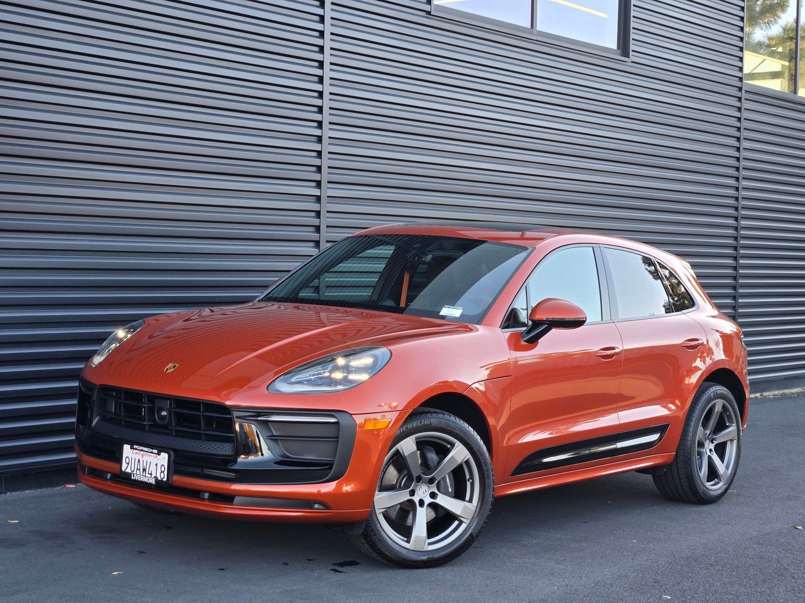 2025 Porsche Macan T
