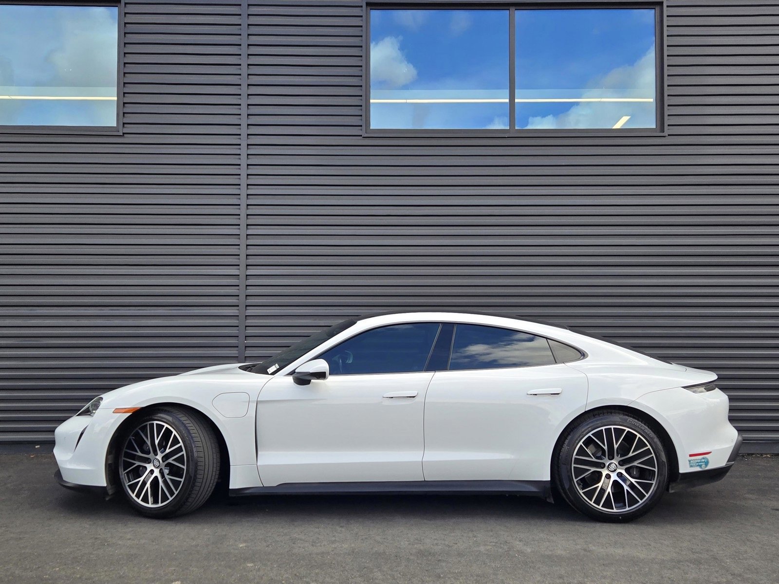Certified 2022 Porsche Taycan Base with VIN WP0AA2Y17NSA13725 for sale in Livermore, CA